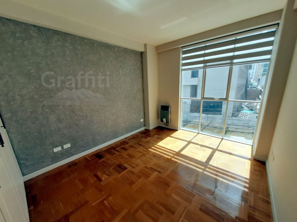  Departamento en Venta, Calacoto, Av. Sanchez Bustamente  - fotografía 11