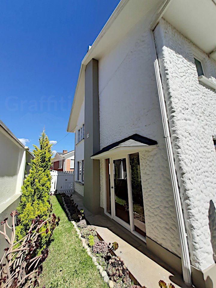 Casa en Venta en las Lomas de Achumani, Condominio Cerrado  - fotografía 20