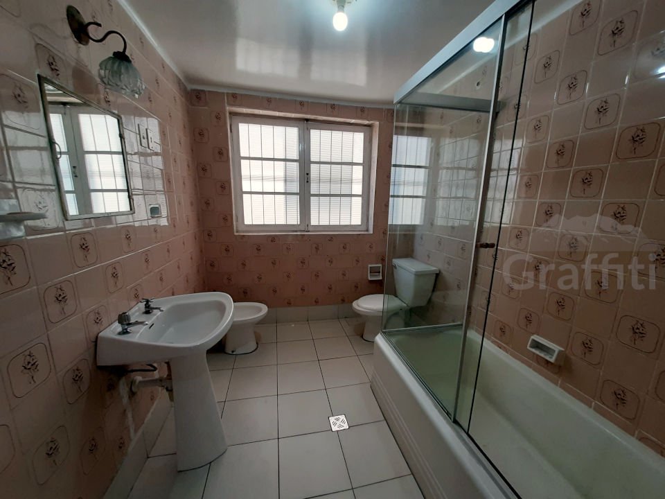 Amplia ﻿Casa en Alquiler para oficinas en Sopocachi - fotografía 8