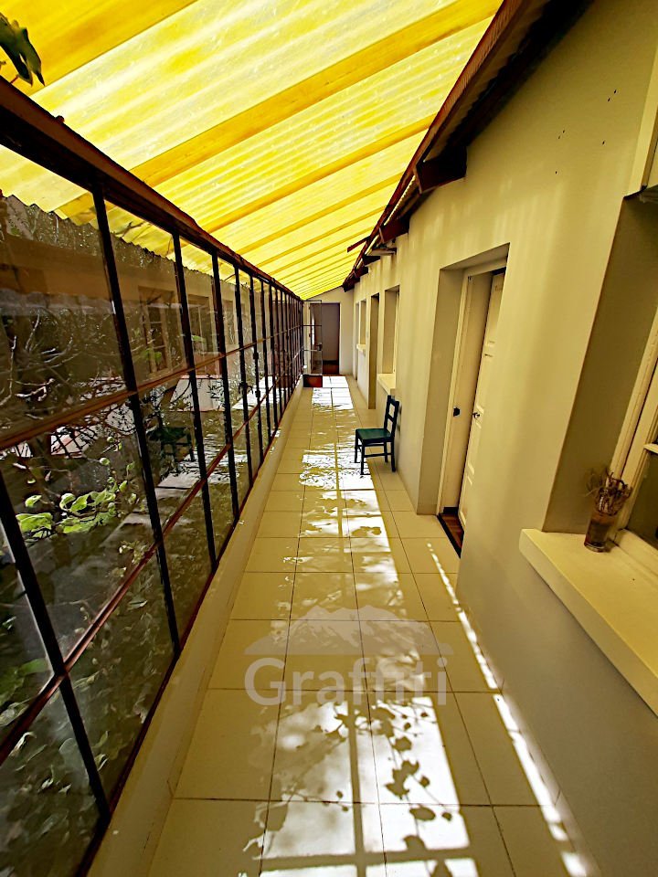 Amplia ﻿Casa en Alquiler para oficinas en Sopocachi - fotografía 12